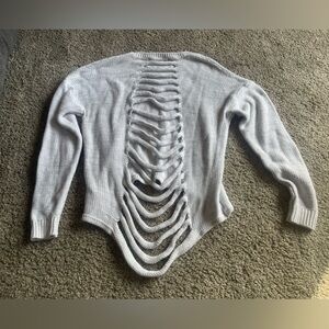 Gray Cutout Back Sweater Women’s Size Large | Cozy Lightweight Knit